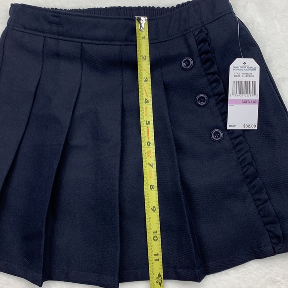 Nautica Little Girls Pleated Scooter Shorts Size 6 - Picture 4 of 7